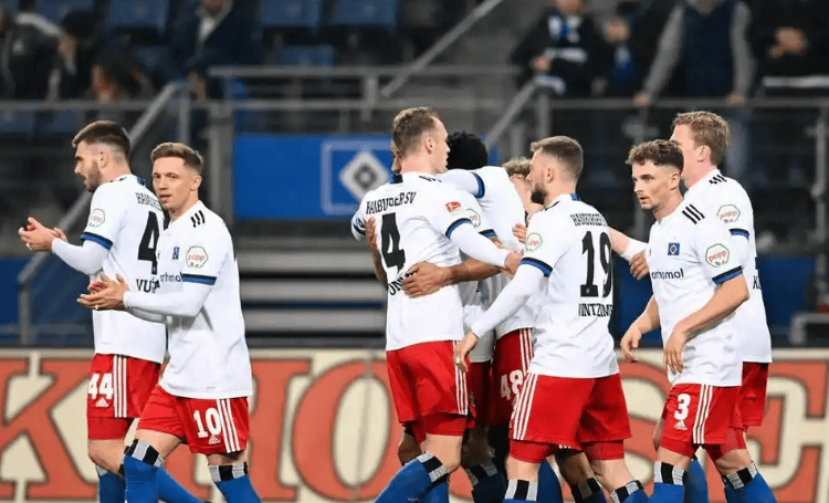 爱游戏在线-本菲卡发布备战花絮，集结日状态回暖，德国杯任务艰巨，数据趋势出现新变化