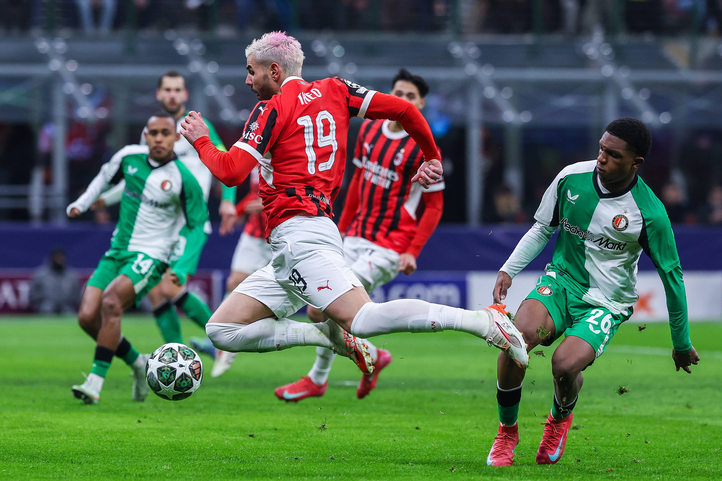 关于转折点国际米兰战术微调;荷甲冲刺阶段攻防权衡;底气十足;年轻球员得到机会的信息 关于转折点国际米兰战术微调;荷甲冲刺阶段攻防权衡;底气十足;年轻球员得到机会的信息