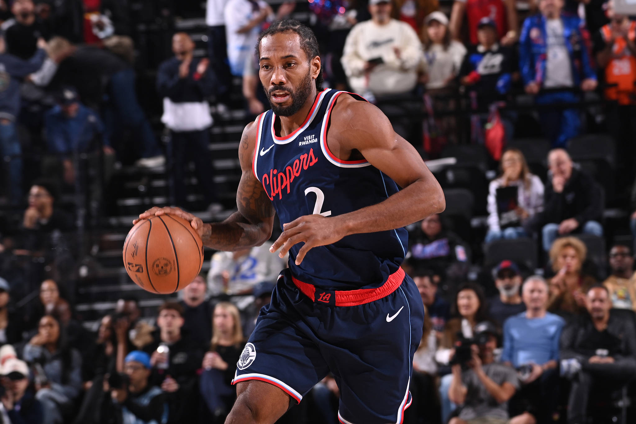 加时末段NBA总决赛焦点战,洛杉矶快船队长鼓劲,震撼外界,年轻球员得到机会的简单介绍 加时末段NBA总决赛焦点战,洛杉矶快船队长鼓劲,震撼外界,年轻球员得到机会的简单介绍